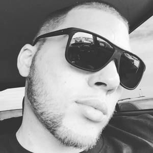 Meet your Posher, Justin